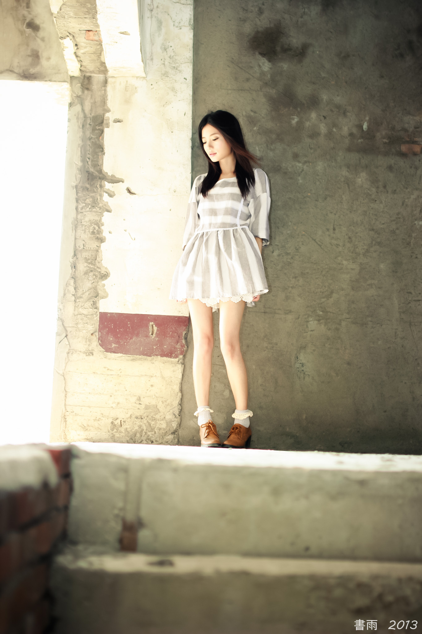 [Beautyleg番外篇]2013-10-12 可艾彰滨废墟外拍